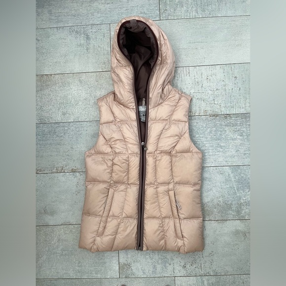 Eddie Bauer Down Vest - Picture 2 of 7